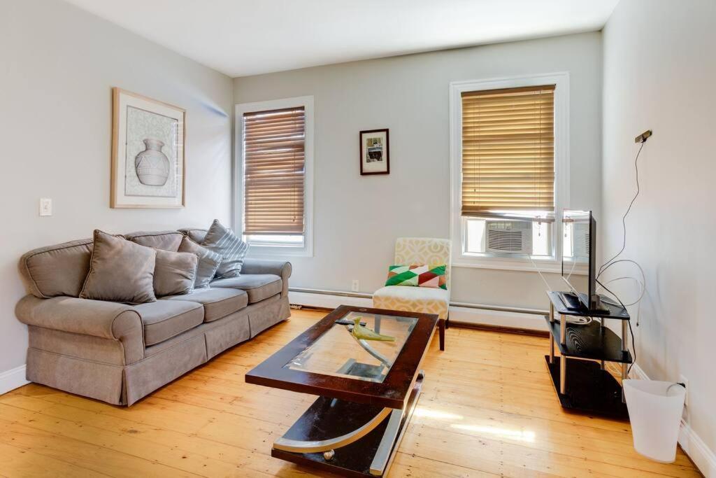 New! Boston Condo Near Mbta, 3Mi To Fenway ! Exterior photo