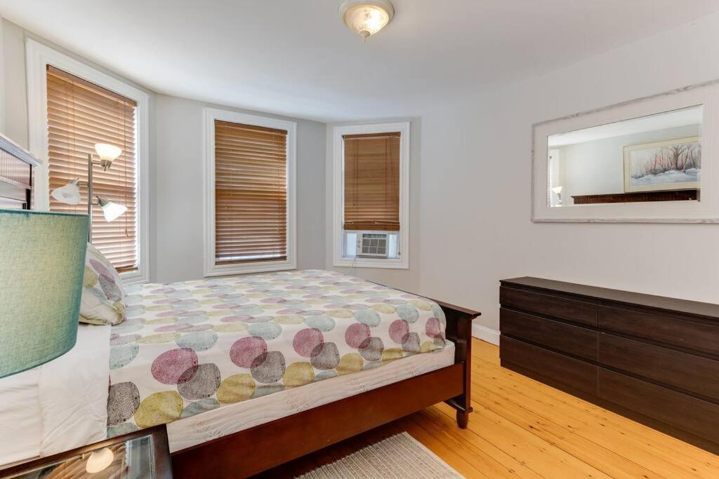 New! Boston Condo Near Mbta, 3Mi To Fenway ! Exterior photo