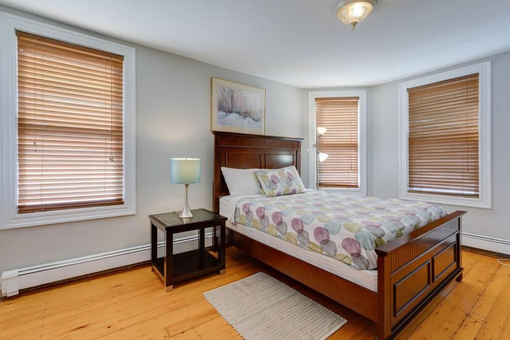 New! Boston Condo Near Mbta, 3Mi To Fenway ! Exterior photo